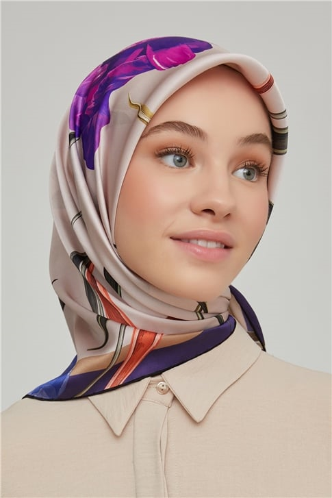 Armine Sura İpek Eşarp 21Ka8665 34