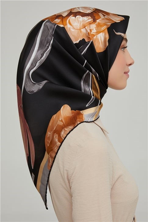 Armine Sura İpek Eşarp 21Ka8665 40