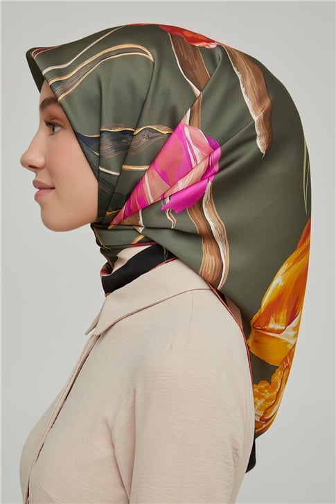 Armine Sura İpek Eşarp 21Ka8665 50