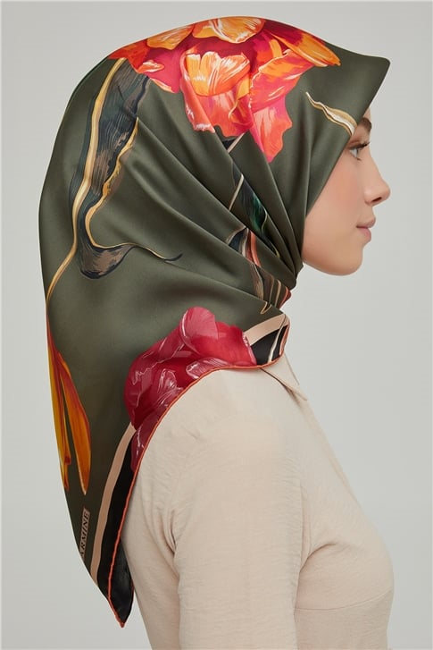 Armine Sura İpek Eşarp 21Ka8665 50