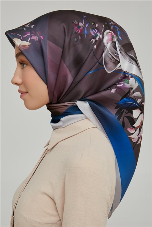 Armine Sura İpek Eşarp 21Ka8666 31