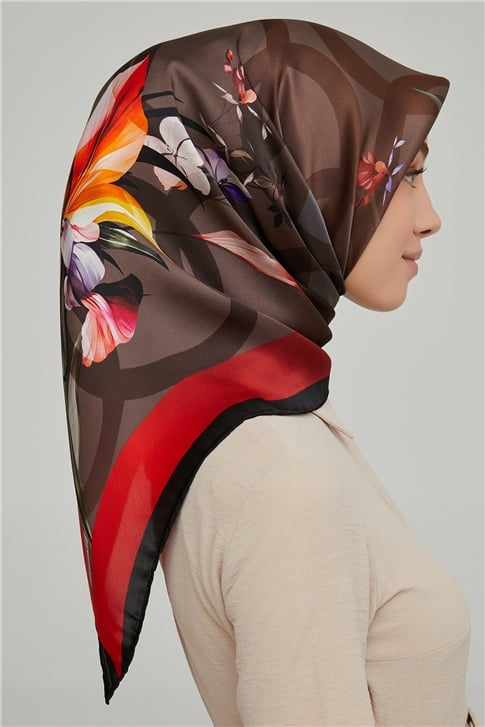 Armine Sura İpek Eşarp 21Ka8666 35