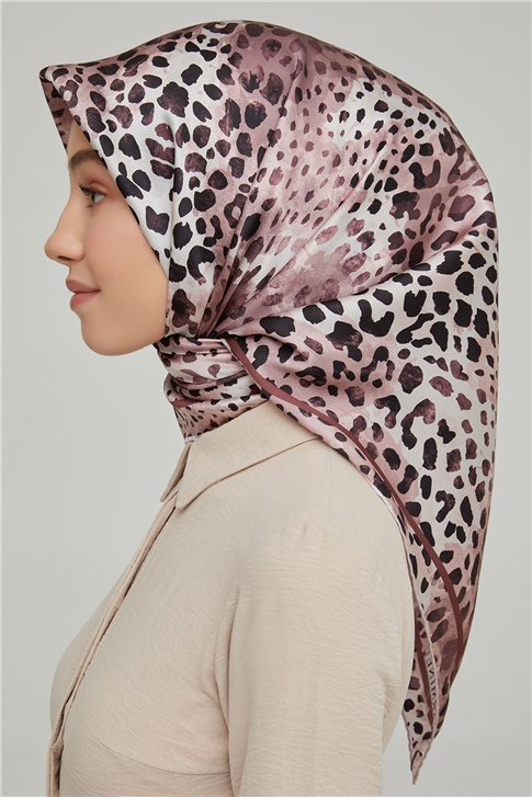 Armine Sura İpek Eşarp 21Ka8667 33
