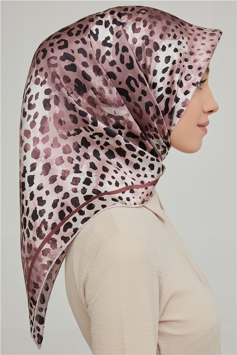 Armine Sura İpek Eşarp 21Ka8667 33