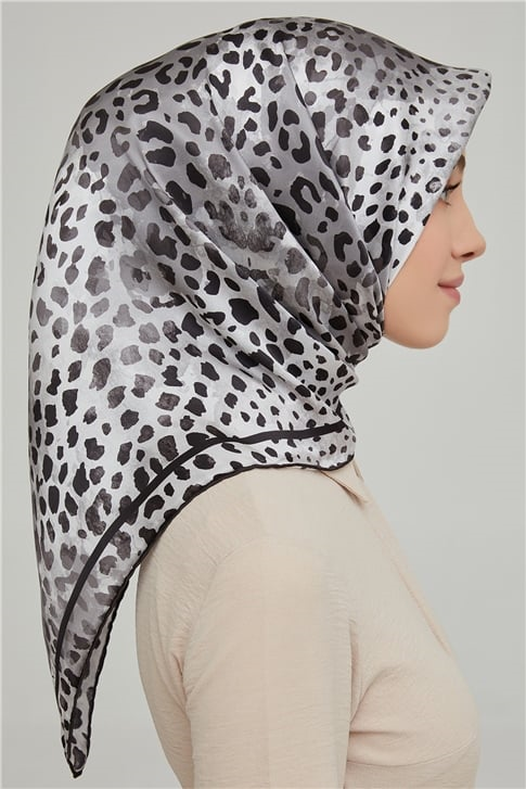 Armine Sura İpek Eşarp 21Ka8667 50