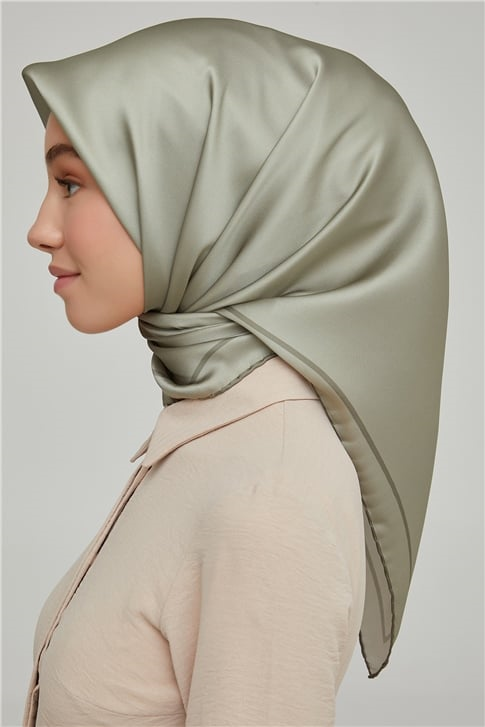 Armine Sura İpek Eşarp 21Ka8668 09