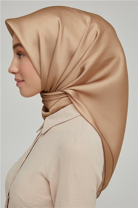 Armine Sura İpek Eşarp 21Ka8668 10