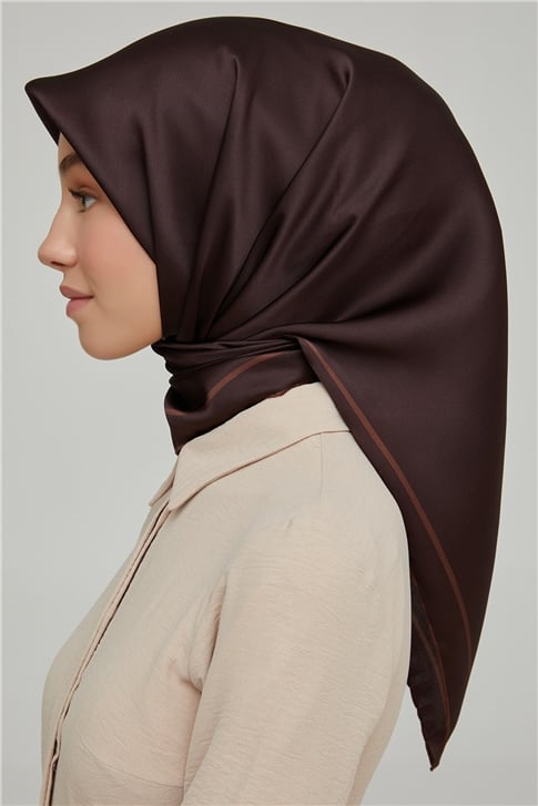 Armine Sura İpek Eşarp 21Ka8668 13