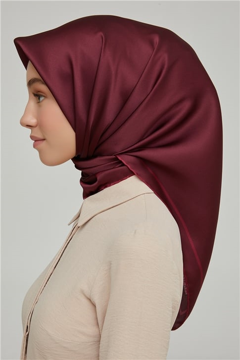 Armine Sura İpek Eşarp 21Ka8668 14