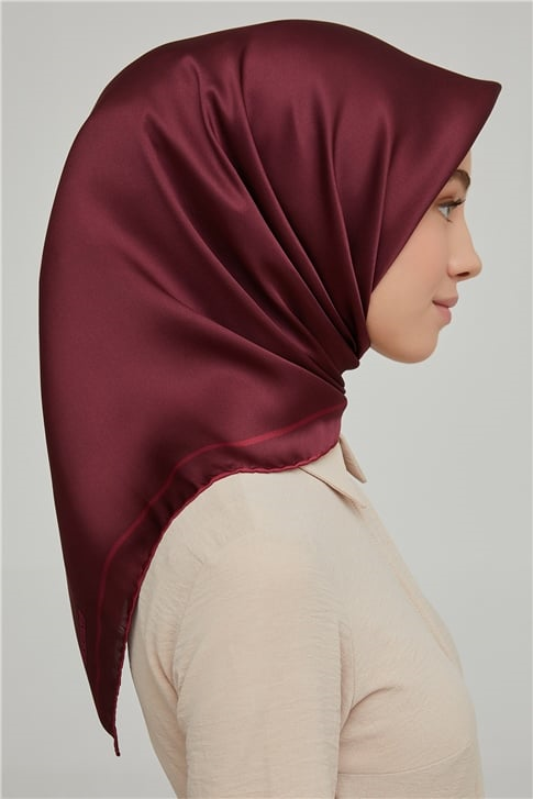 Armine Sura İpek Eşarp 21Ka8668 14