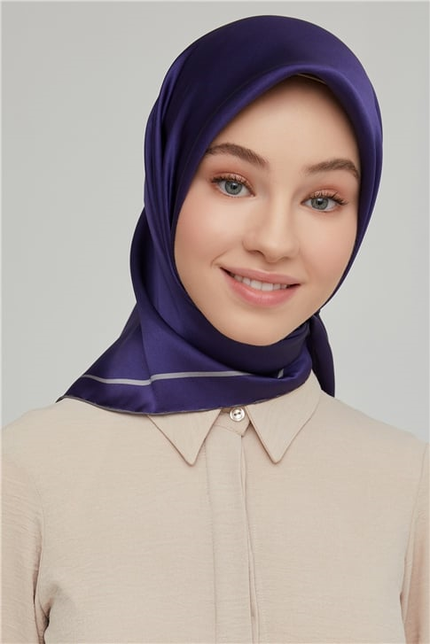 Armine Sura İpek Eşarp 21Ka8668 32