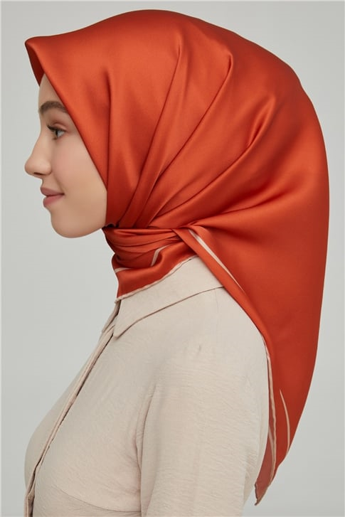 Armine Sura İpek Eşarp 21Ka8668 38