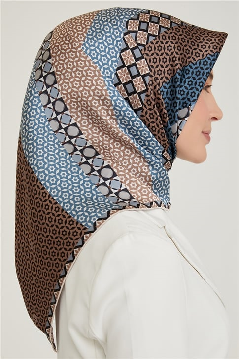 Armine Sura İpek Eşarp 21KA8669 34