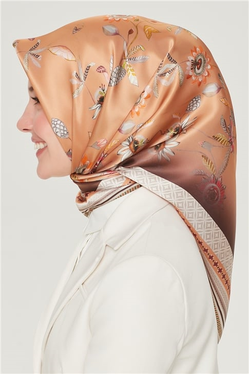 Armine Sura İpek Eşarp 21Y8528 01