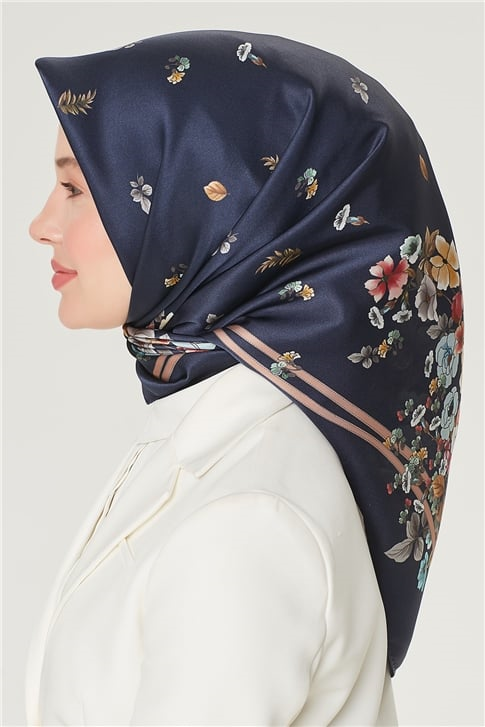 Armine Sura İpek Eşarp 21Y8533 34