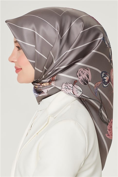 Armine Sura İpek Eşarp 21Y8549 36