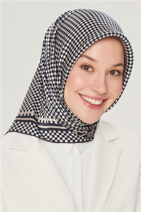 Armine Sura İpek Eşarp 21Y8560 01