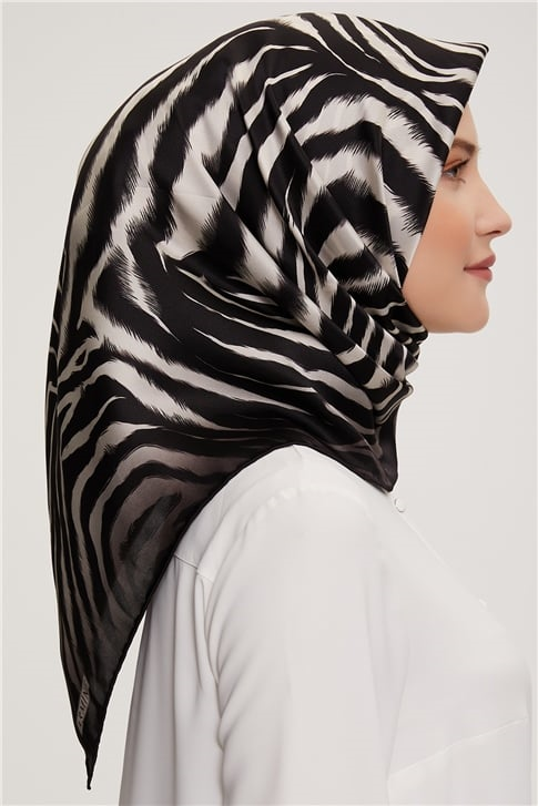 Armine Sura İpek Eşarp 22Ka3232 03