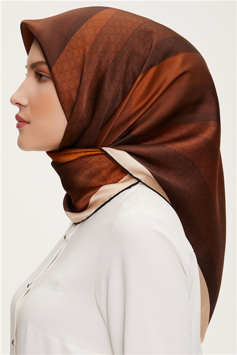 Armine Sura İpek Eşarp 22Ka3233 02
