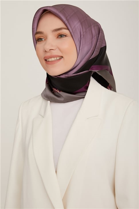 Armine Sura İpek Eşarp 22Ka8813 36
