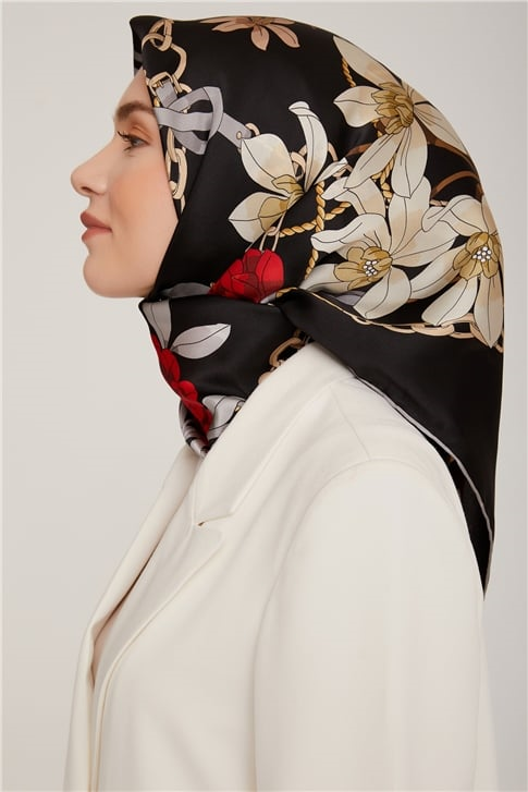 Armine Sura İpek Eşarp 22Ka8827 06