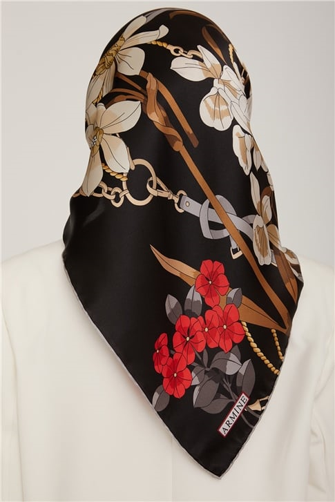 Armine Sura İpek Eşarp 22Ka8827 06