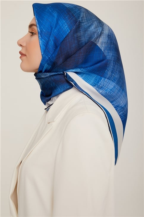 Armine Sura İpek Eşarp 22Ka8830 01