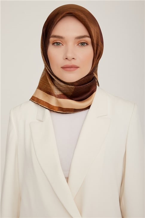 Armine Sura İpek Eşarp 22Ka8830 09