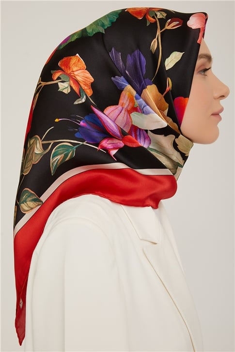 Armine Sura İpek Eşarp 22Ka8831 08