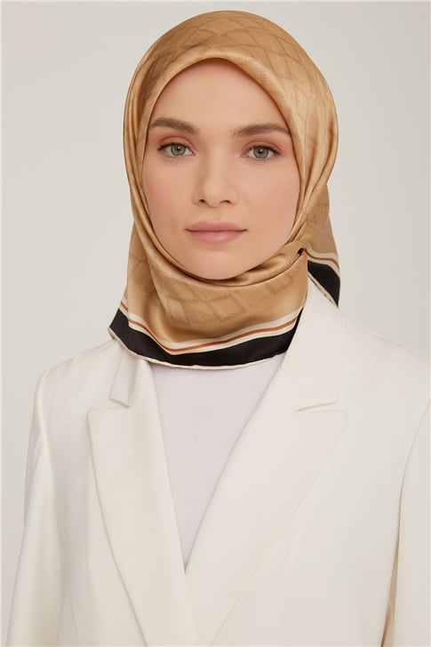 Armine Sura İpek Eşarp 22Ka8832 35
