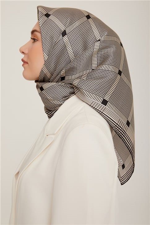 Armine Sura İpek Eşarp 22Ka8838 09