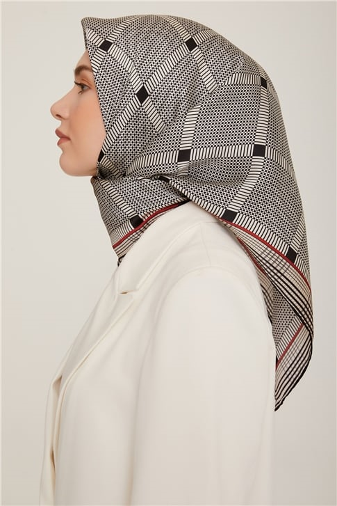 Armine Sura İpek Eşarp 22Ka8838 36