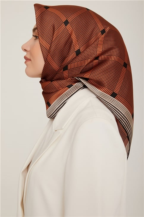 Armine Sura İpek Eşarp 22Ka8838 37