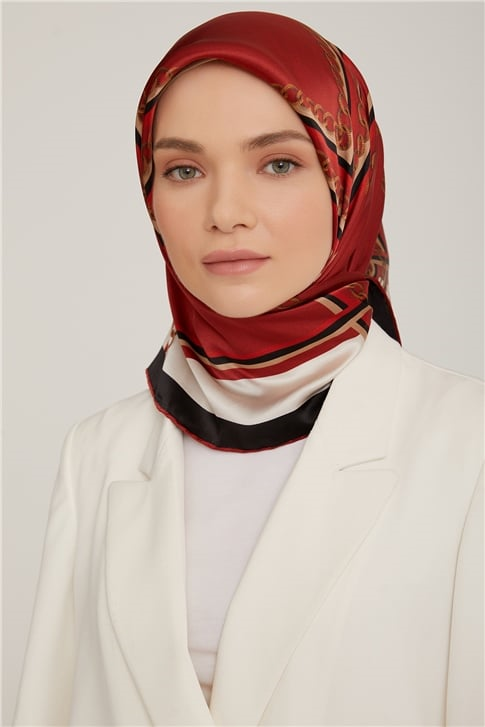 Armine Sura İpek Eşarp 22Ka8845 01