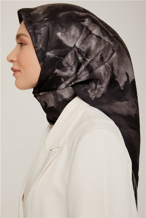 Armine Sura İpek Eşarp 22Ka8847 01