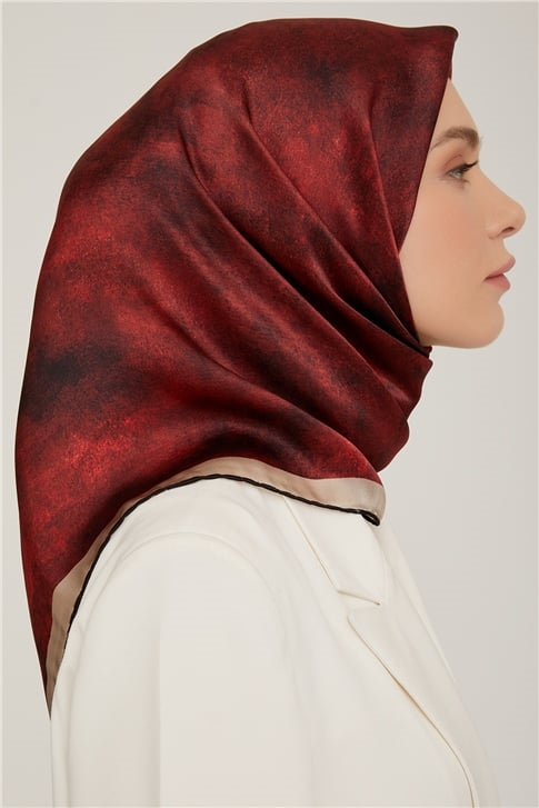 Armine Sura İpek Eşarp 22Ka8849 02