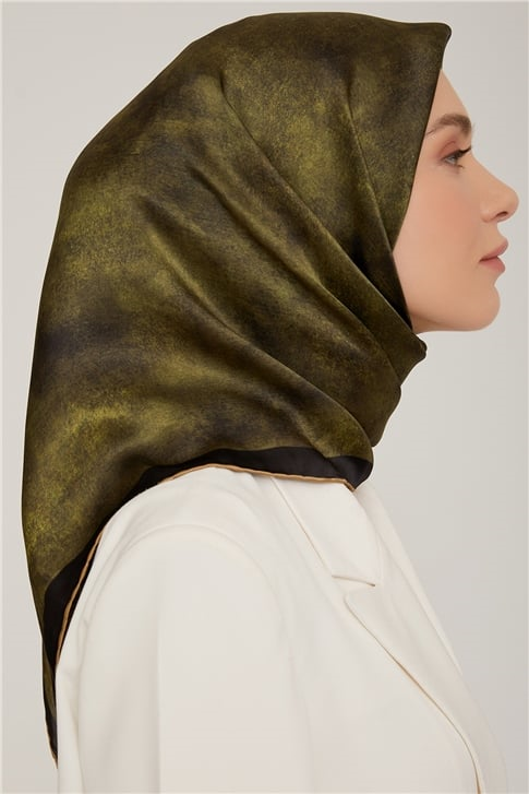 Armine Sura İpek Eşarp 22Ka8849 31