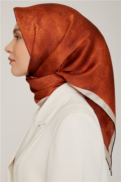 Armine Sura İpek Eşarp 22Ka8849 54