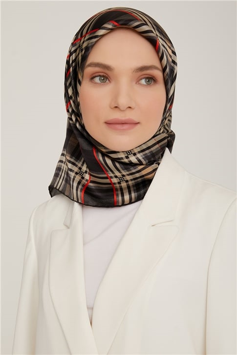 Armine Sura İpek Eşarp 22Ka8852 09