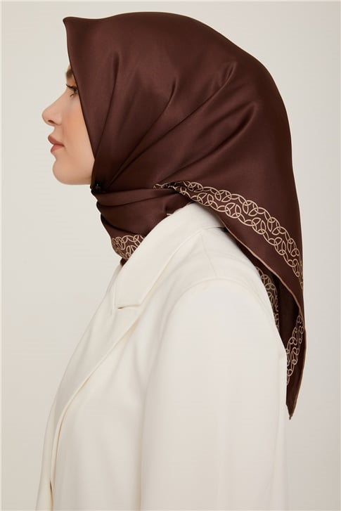 Armine Sura İpek Eşarp 22Ka8855 32 34