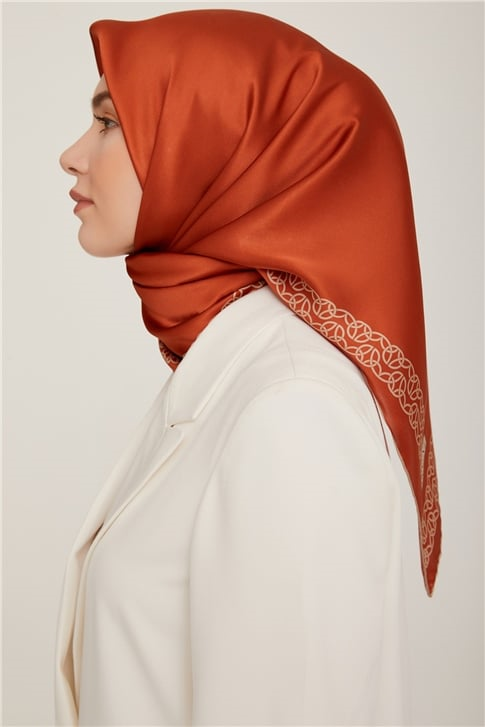 Armine Sura İpek Eşarp 22Ka8855 32 37