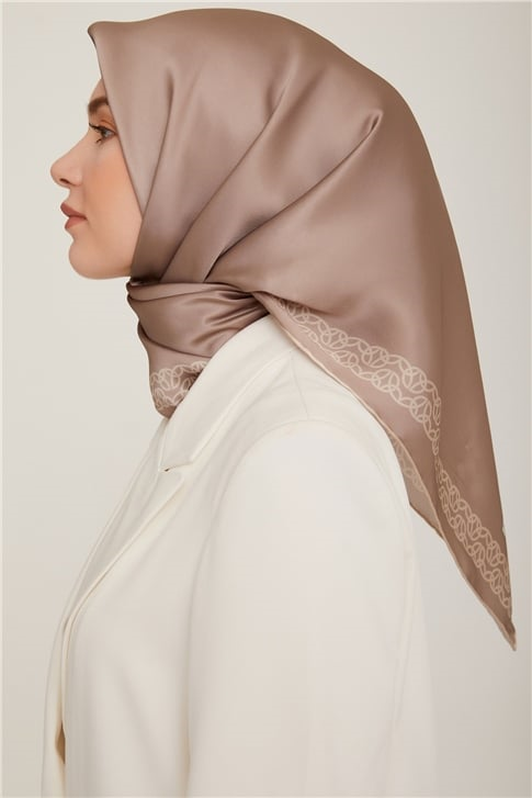 Armine Sura İpek Eşarp 22Ka8855 32 39