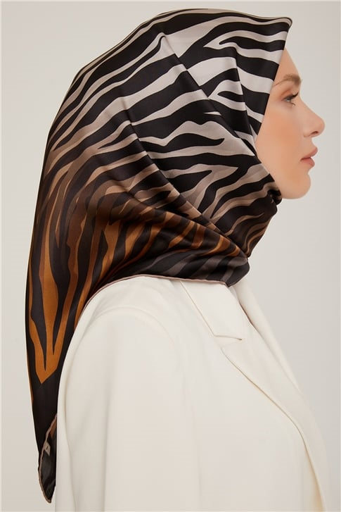 Armine Sura İpek Eşarp 22Ka8856 2 20