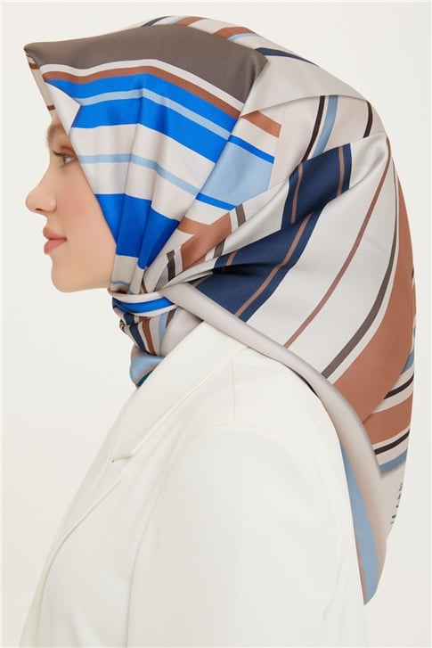 Armine Sura İpek Eşarp 22Ya8704 01