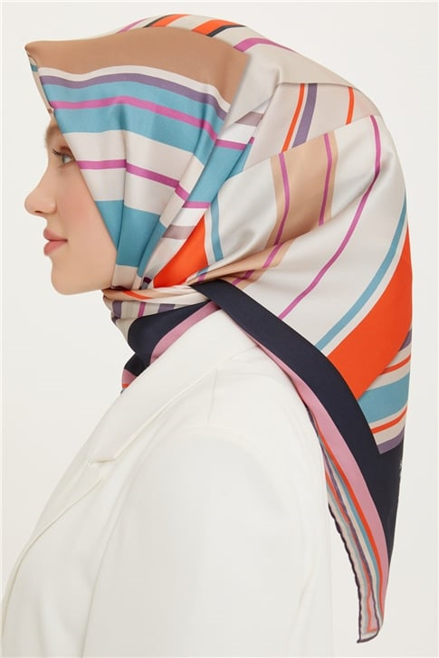 Armine Sura İpek Eşarp 22Ya8704 06