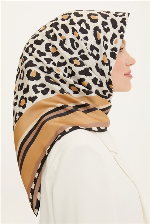 Armine Sura İpek Eşarp 22Ya8728 05
