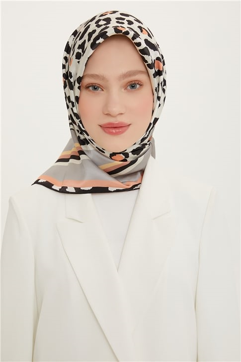 Armine Sura İpek Eşarp 22Ya8728 37