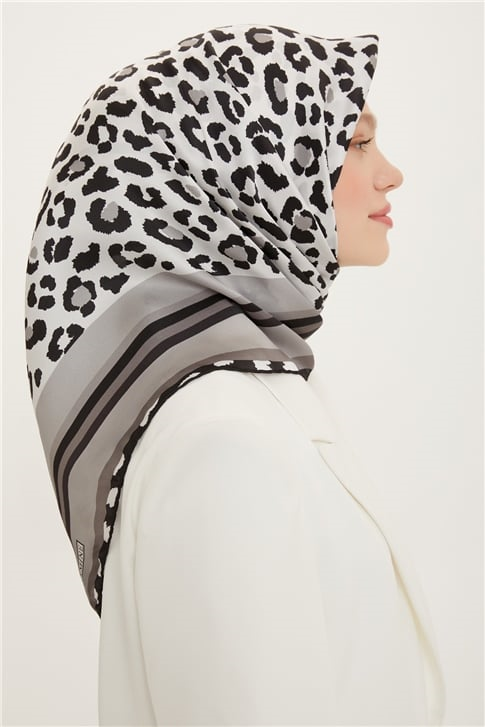 Armine Sura İpek Eşarp 22Ya8728 54