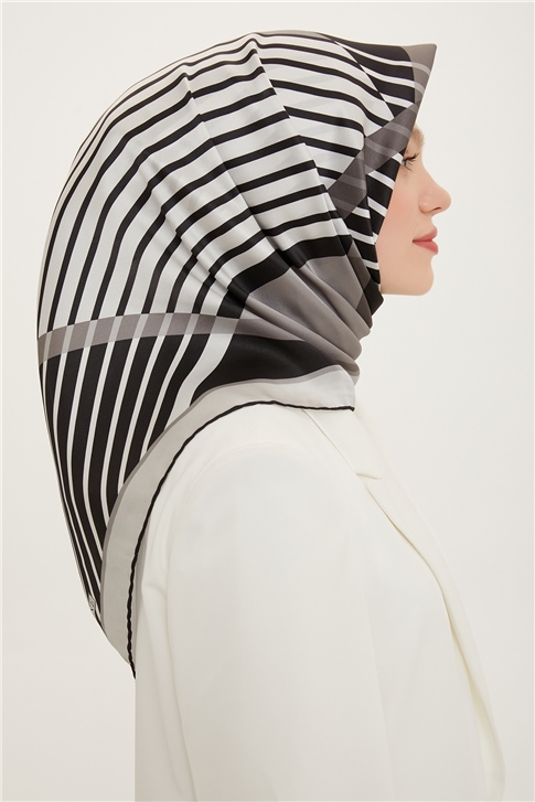 Armine Sura İpek Eşarp 22Ya8732 03