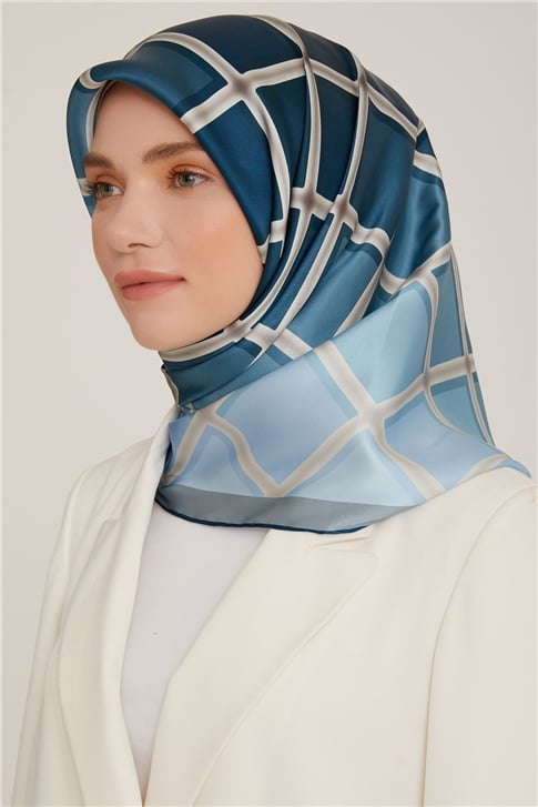 Armine Sura İpek Eşarp 22Ya8738 02